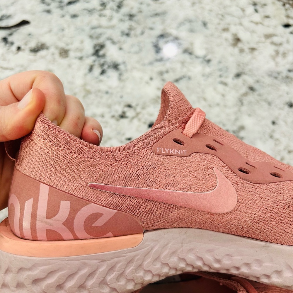 Nike Women's Flyknit Pink Sneakers